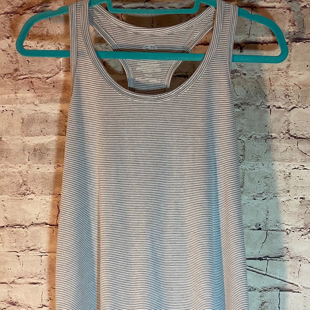 ATHLETIC WORKS SLEEVELESS T-SHIRT (SKELETON) SIZE